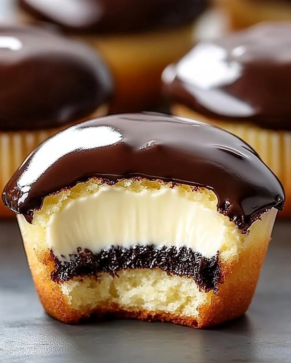 Boston Cream Pie Cupcakes