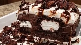 Delicious Layered Ding Dong Dessert with creamy layers and chocolate topping