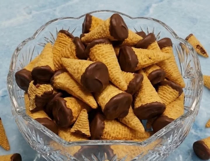 Peanut Butter Bugle Bites