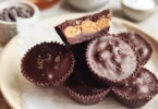 Vegan Quinoa Crunch Peanut Butter Cups with chocolate and quinoa topping